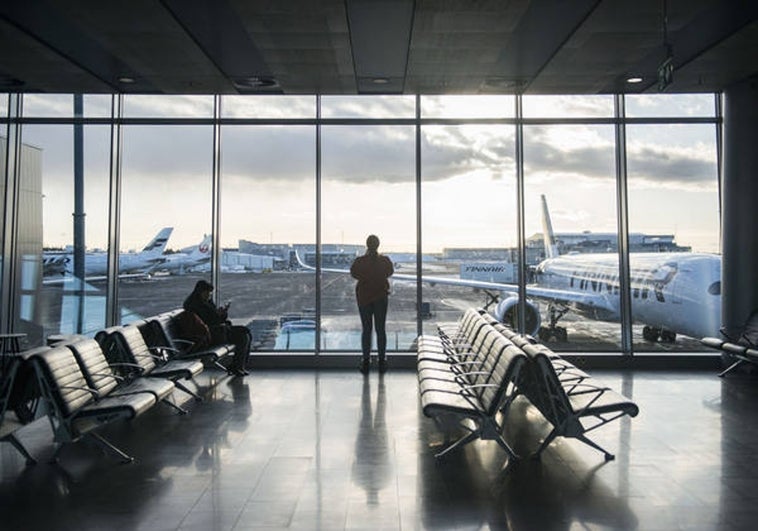 Fin a la prohibición de líquidos en el equipaje de mano en el aeropuerto: así son los nuevos controles