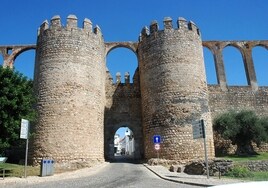 Ruta por las sorprendentes fortalezas del territorio hospitalario de la Raya, entre Huelva y Portugal