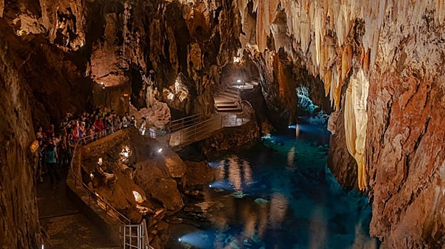 Los pueblos más bonitos de Andalucía donde hacer camping en invierno