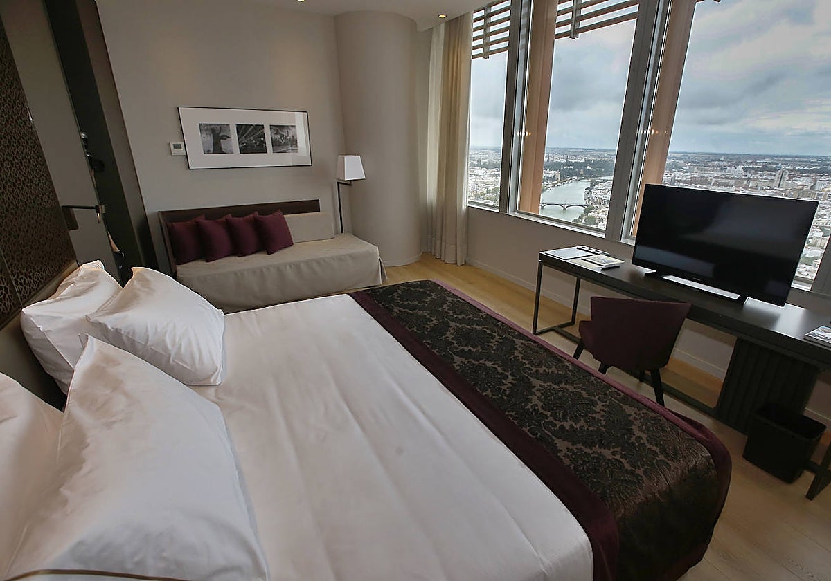 Imagen de una de las habitaciones del Hotel Eurostars Torre Sevilla