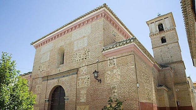 La iglesia parroquial de Santa María de la Concepción de Dílar