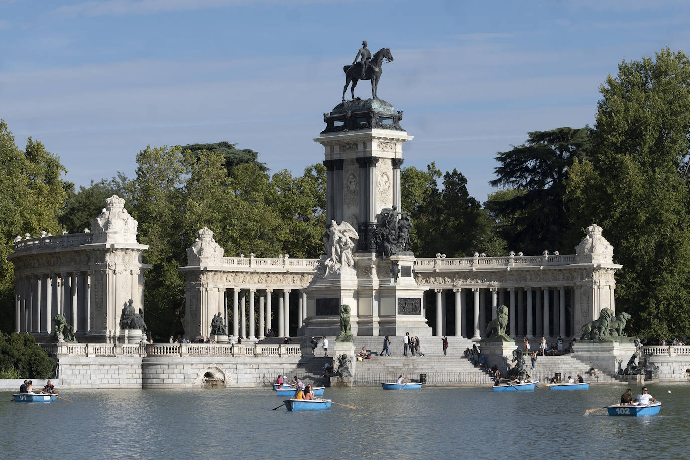 En la novena posición del top 50 está el Parque del Retiro, en Madrid, con 164.086 reseñas