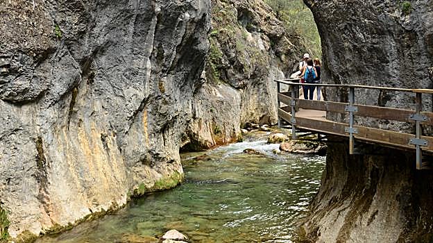 Pasarela de la Cerrada de Elías