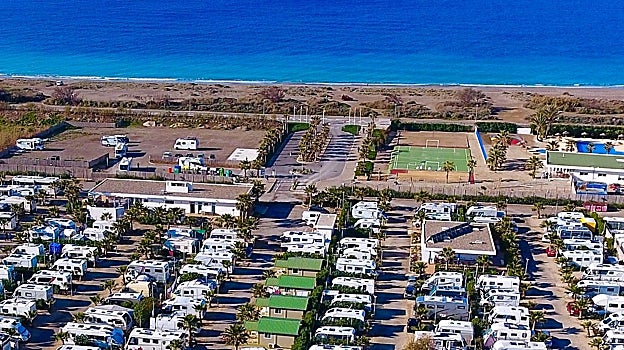 Vista aérea del Camping Mar Azul en Balerma, El Ejido.