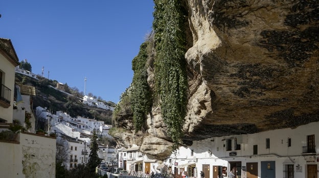 Setenil de las Bodegas