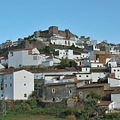 Descubriendo la Sierra de Aracena: Aroche, el encanto de un conjunto monumental único, enmarcado en los llanos de la belleza