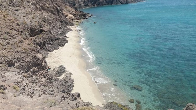 Cala de Los Motores en el parque natural Cabo de Gata-Níjar.