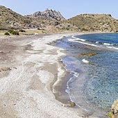 Playas tranquilas y 'secretas' en Almería: las joyas ocultas de la costa más oriental de Andalucía