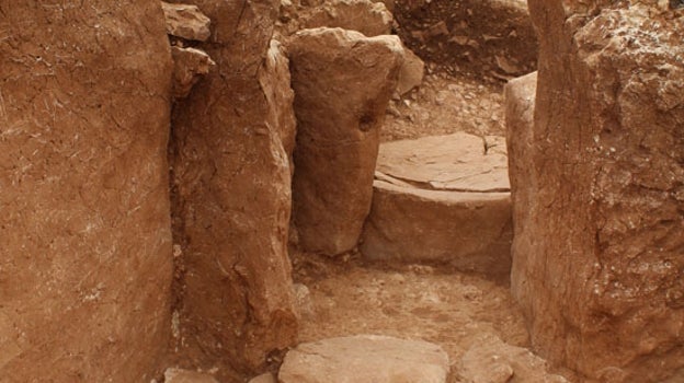 Una de las cámaras funerarias de la necrópolis de Panoría en Darro.