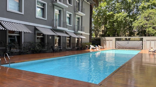 Piscina del Hotel Madero Urbano Studios