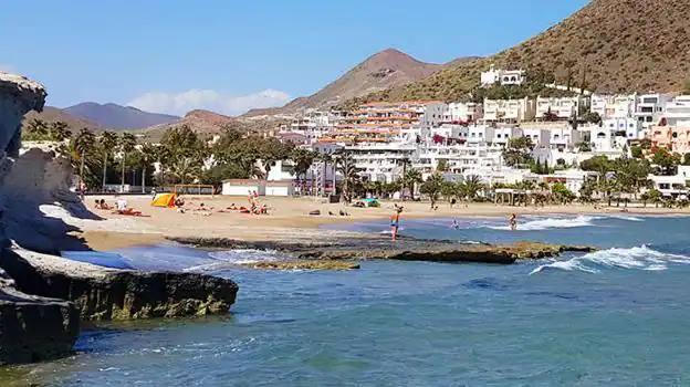 Guía de las mejores playas y calas de Almería para el verano