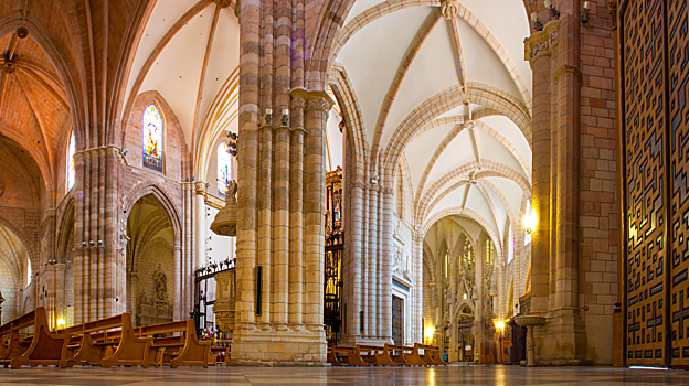 Imagen del interior de la catedral de Murcia