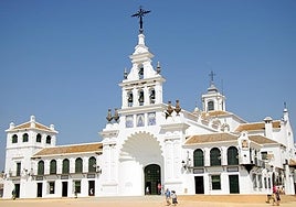 Doce meses, doce viajes: esta es la mejor época del año para visitar estos lugares únicos de Andalucía