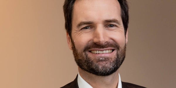 Gwendall Poullennec (Guía Michelin): «Nuestros hoteles los seleccionan humanos, no algoritmos»