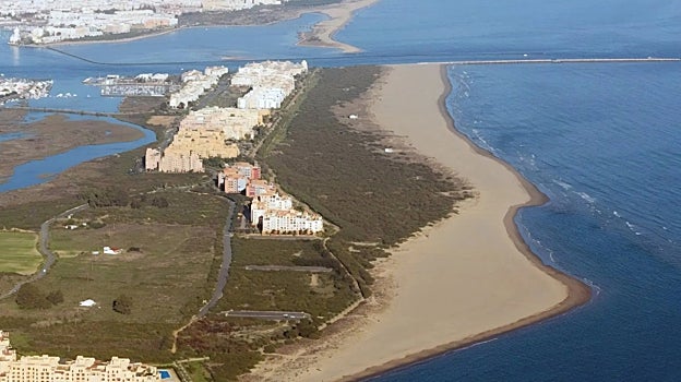 Playa de Los Haraganes en Huelva.