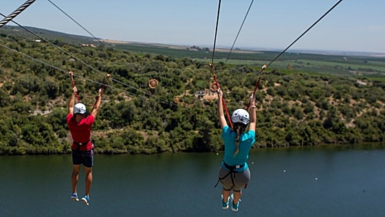Los mejores parques de aventuras y tirolinas de Andalucía: dónde están y cuáles son sus precios