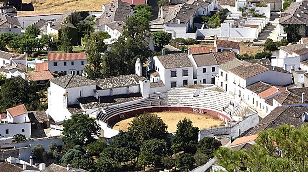 Plaza de toros de Higuera de la Sierra