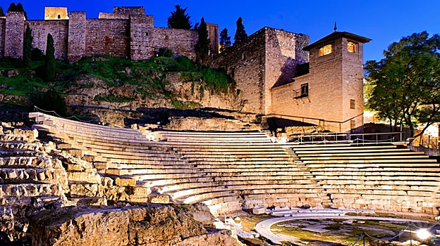 Cinco razones para visitar Málaga este otoño: qué ver y qué hacer en la ciudad