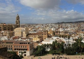 Cinco razones para visitar Málaga este otoño: qué ver y qué hacer en la ciudad