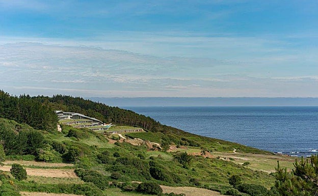 El parador Costa da Morte, integrado en el paisaje de la Costa da Morte