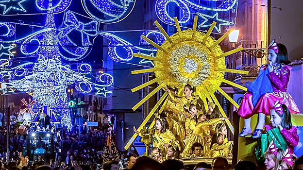 La cabalgata de Alcalá de Guadaíra es una de las más bellas y visitadas de la provincia de Sevilla