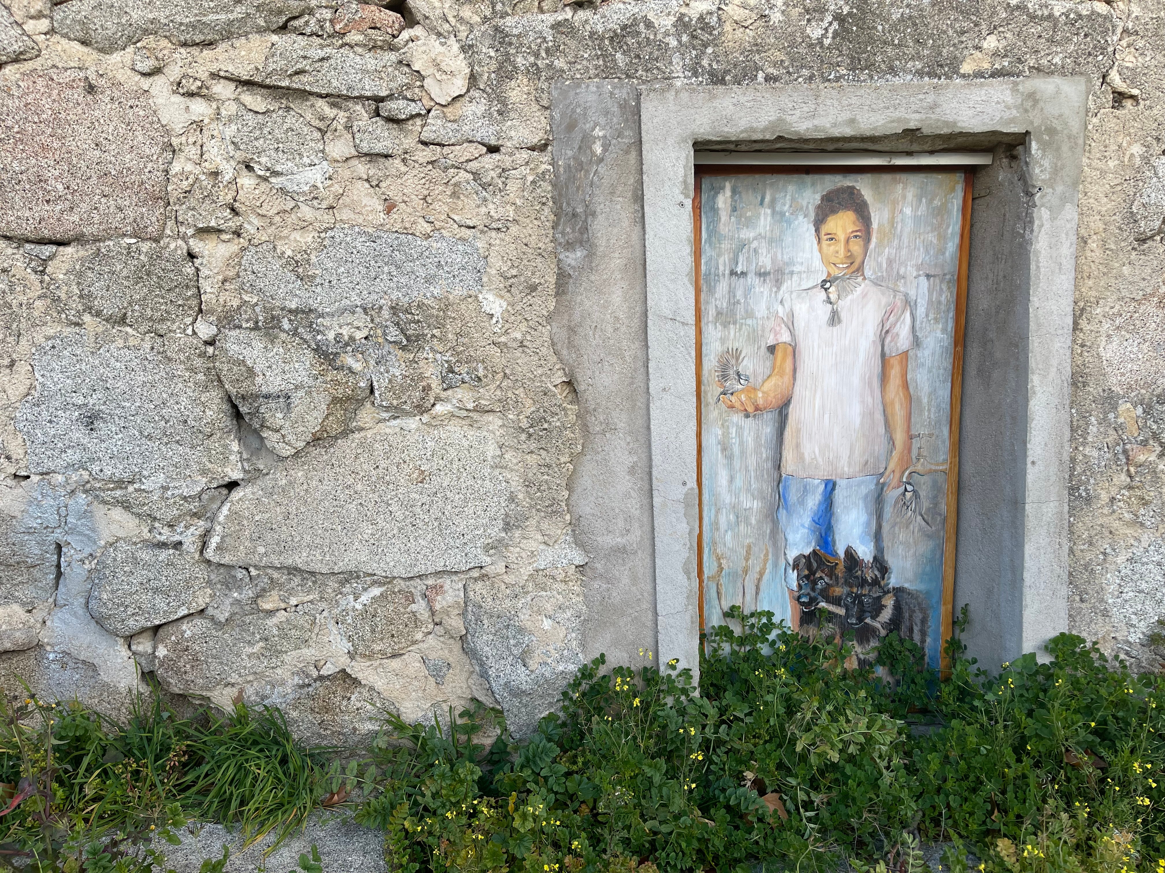 Mural de uno de los vecinos del pueblo