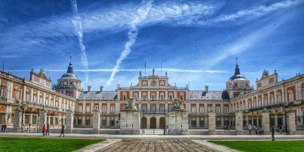 Historia y curiosidades del Palacio Real de Aranjuez, uno de los monumentos más visitados de Madrid