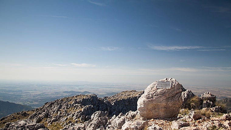 Vistas desde el pico El Torreón en el término municipal de Grazalema.