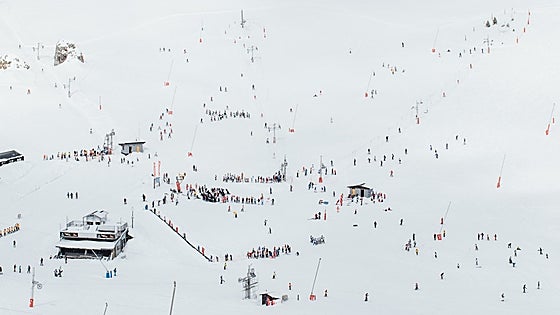 La estación con más espesor de nieve en España (tienen que desenterrar el telesilla)