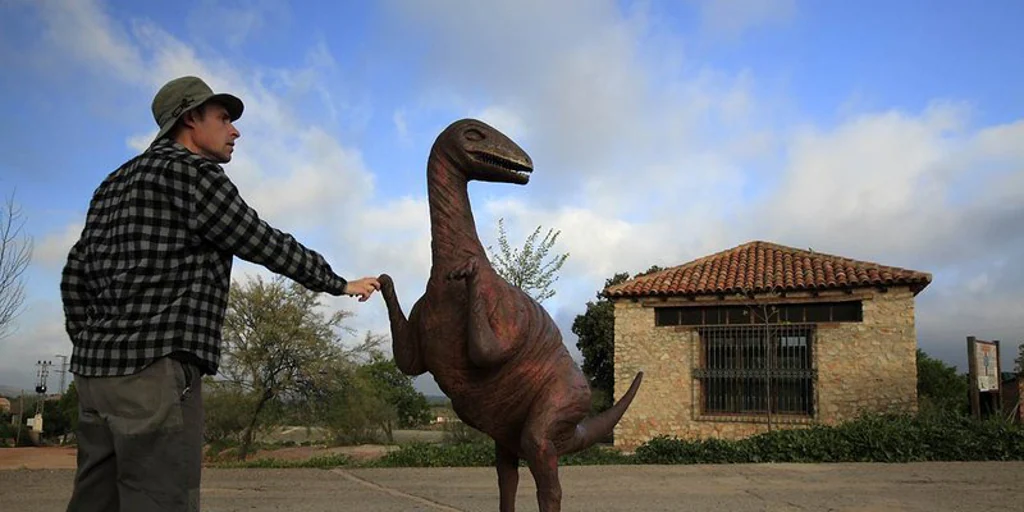 El lugar de Andalucía donde se pueden ver huellas de dinosaurios: ¿dónde se encuentra?