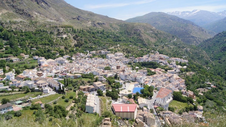 A la sombra de algunas de las montañas más importantes de España se encuentra la bonita localidad granadina de Güejar Sierra