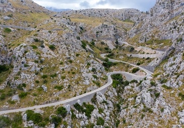 Una de las carreteras (y de las rutas en bici) más espectaculares