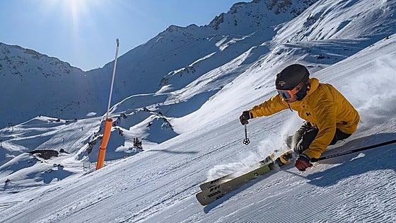 Esquiar en abril: la estación que acumula más nieve y la que cerrará más tarde