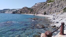 Cinco playas escondidas en la costa de Granada donde disfrutar del paraíso en la tierra