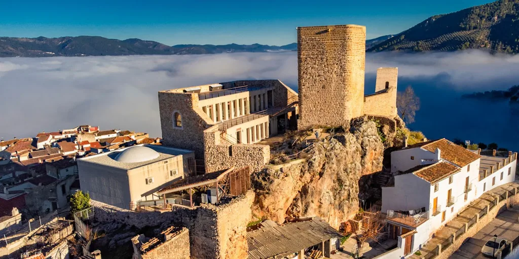 Una ruta por los pueblos más bonitos de Jaén: qué hacer y qué ver en ellos