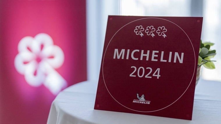 La Guía Michelin colocará placas rojas con llaves a los hoteles que considera sobresalientes