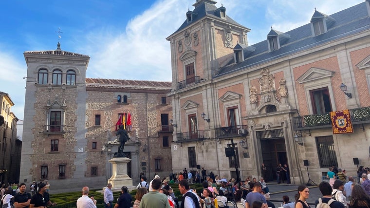 Imagen de la plaza de la Villa