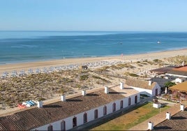 La bonita playa de Portugal a la que solo puedes llegar en tren