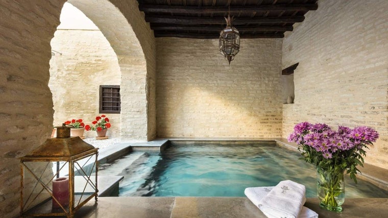 Piscina del hotel