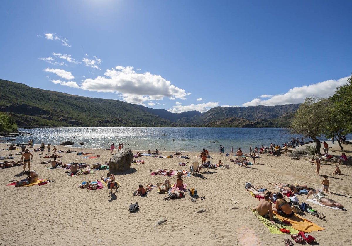 Playa del lago de Sanabria, en Ribadelago