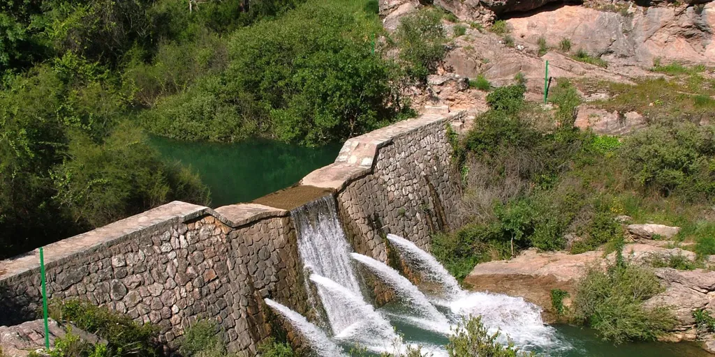 Cinco escondites de Málaga con aguas cristalinas para bañarse en verano gratis