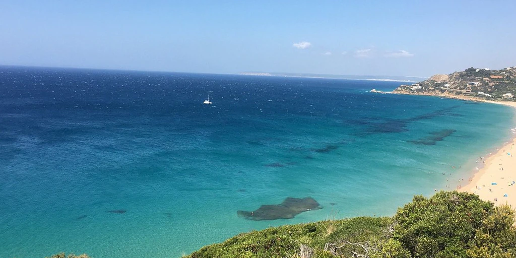 La playa perdida de Cádiz más recomendada para hacer snorkel que casi nadie conoce