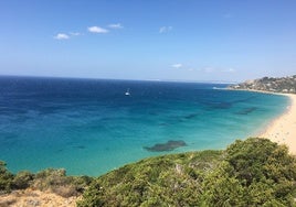 La playa perdida de Cádiz más recomendada para hacer snorkel que casi nadie conoce