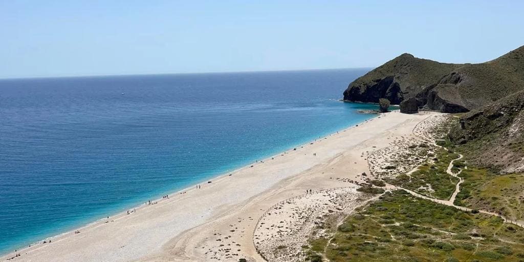 La playa ‘secreta’ de Andalucía que National Geographic ha incluido en su lista de las más espectaculares de Europa