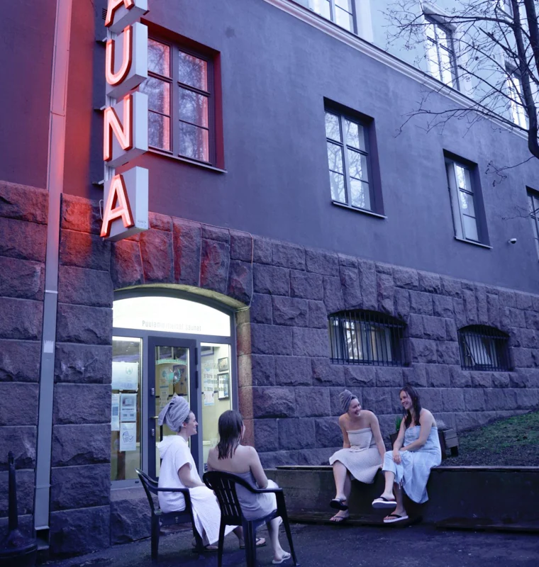 Exterior de Kotiharjun, una sauna de leña en Helsinki, abierta en 1928