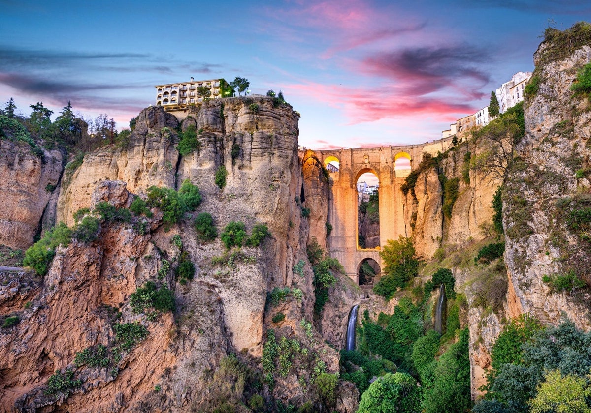 Vista del Puente Nuevo de Ronda sobre el Tajo