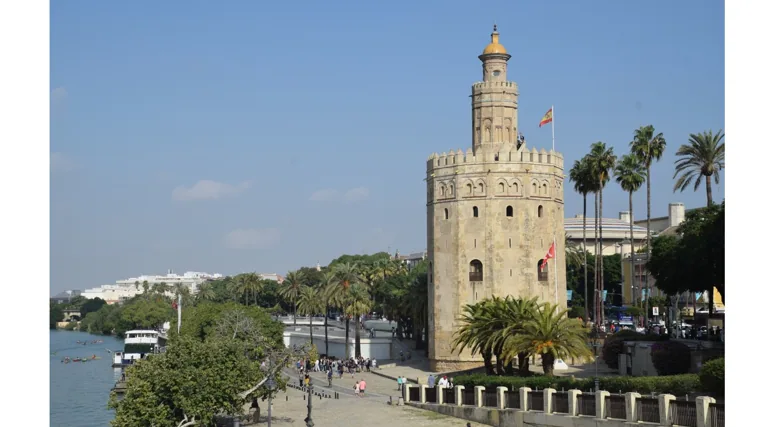 Los 14 monumentos de Sevilla imprescindibles que todo el mundo tiene que visitar: horarios y precios