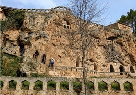 No es Capadocia, pero sí un caserío pintoresco y fascinante de la Alcarria