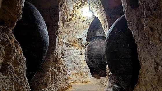 Ocho kilómetros de cuevas bajo uno de los pueblos más bonitos de España