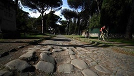 La 'reina de las calzadas', vestigio de la Antigua Roma, no tiene turistas